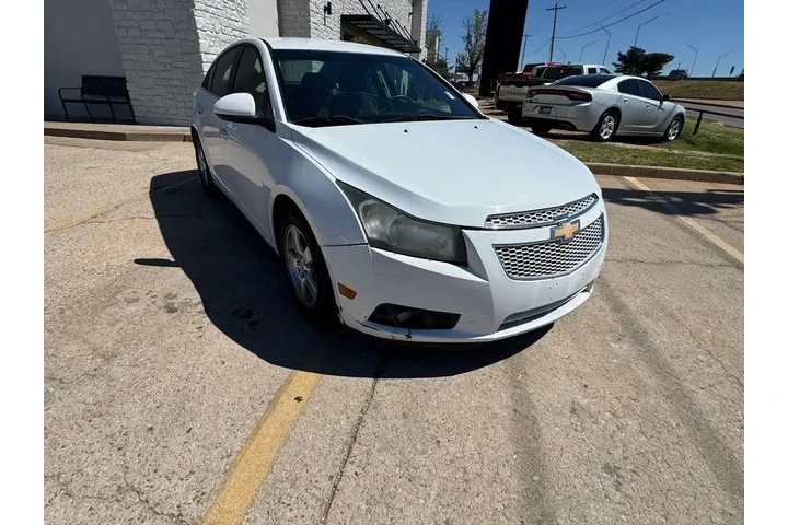 $2498 : Chevrolet Cruze 2012 LT 4dr image 2