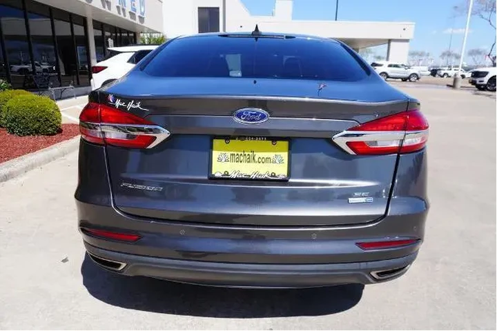 $11988 : Ford Fusion 2019 AWD SE 4dr image 5