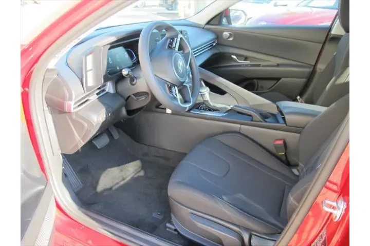 $23910 : Hyundai ELANTRA 2025 SE 4dr image 3