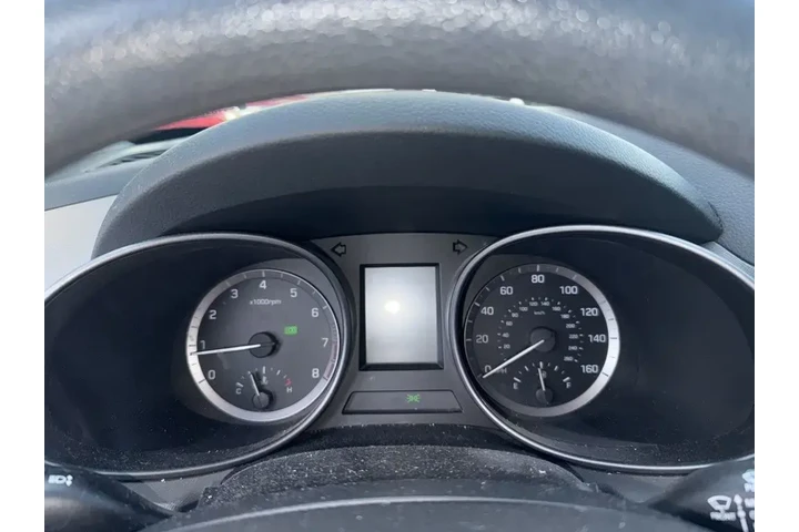 $12071 : Hyundai SANTA FE Sport 2018 image 1