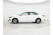 $16998 : Kia Forte 2023 LX 4dr Sedan thumbnail