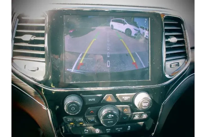 $14987 : Jeep Grand Cherokee 2019 4x4 image 7