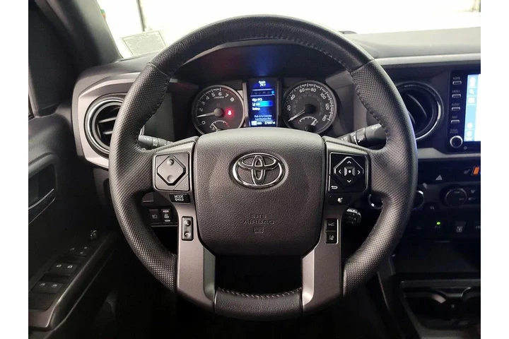 $39998 : Toyota Tacoma 2021 4x4 TRD O image 10