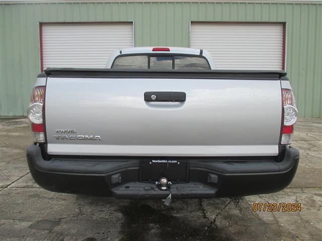 $13995 : 2009 Tacoma image 8