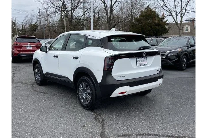 $18550 : Nissan Kicks 2025 AWD S 4dr image 6