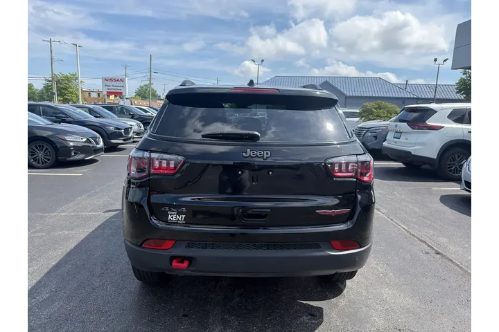 $28995 : Jeep Compass 2024 4x4 Trailh image 10