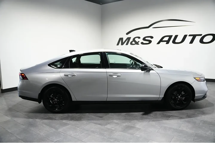 $28815 : 2025 Accord Sedan SE image 10