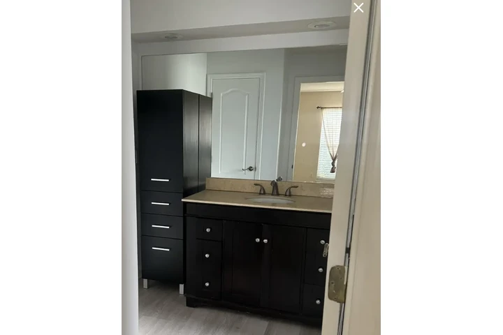 $1200 : Two bedroom apartment for rent image 4