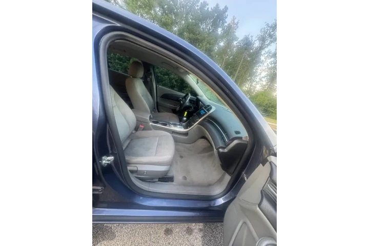 $3999 : 2013 Malibu LS Fleet image 6