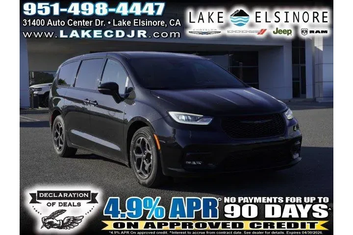 $27011 : Chrysler Pacifica Hybrid 202 image 1