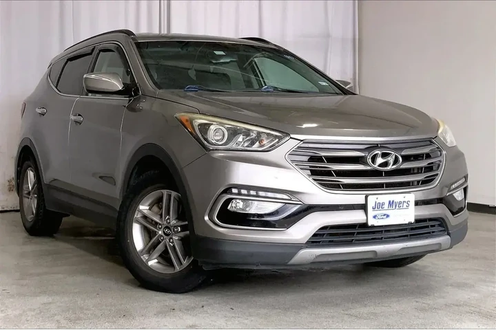 $10051 : Hyundai SANTA FE Sport 2018 image 1