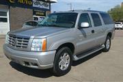 $7999 : 2004 Escalade ESV Platinum Ed thumbnail