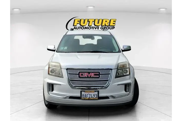 $21988 : GMC Terrain 2017 AWD Denali image 4