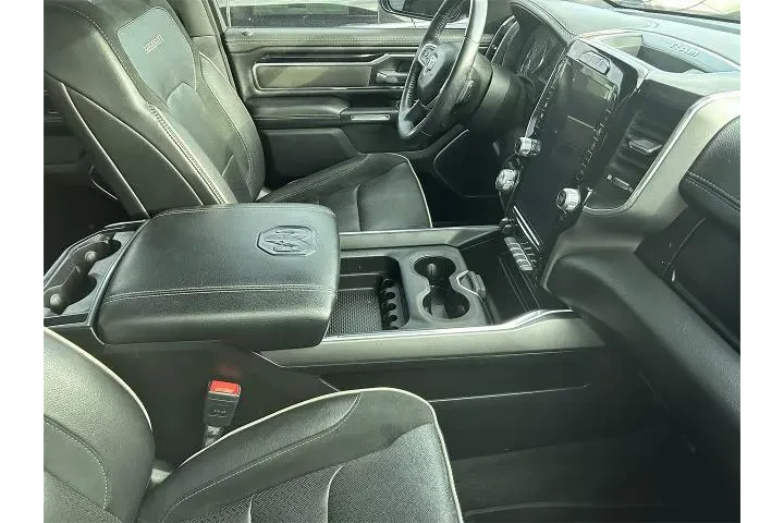 $39997 : Ram 1500 2021 4x4 Laramie 4d image 8