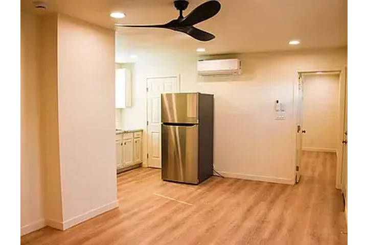 $1700 : Aplicaciones de 3bedsandbaths image 5
