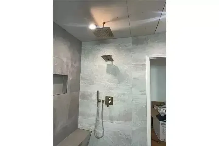 PLOMERO BARATO (323) 946-8895 image 2