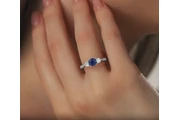 Blue Sapphire Three Stone Ring en Jersey City