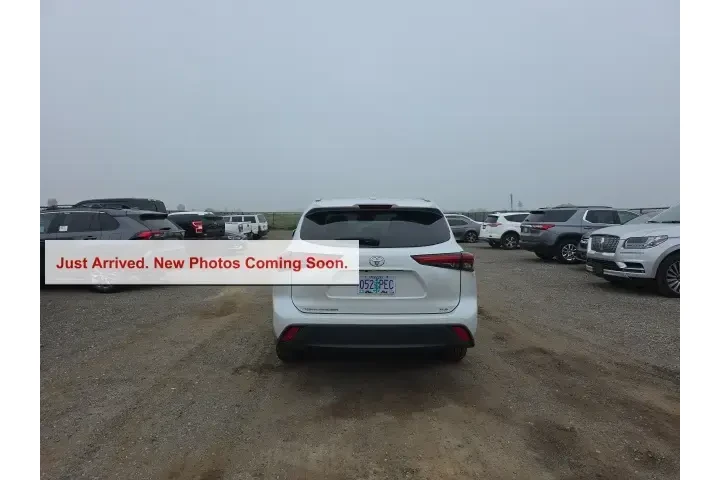 $33800 : Toyota Highlander 2023 L 4dr image 5