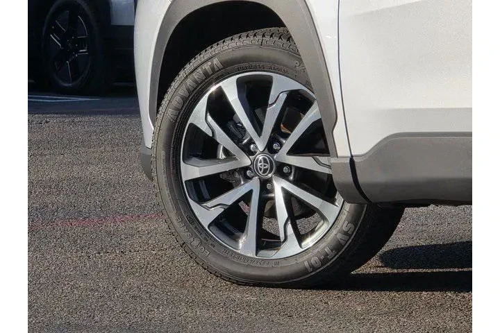 $24900 : Toyota Corolla Cross 2023 XL image 8