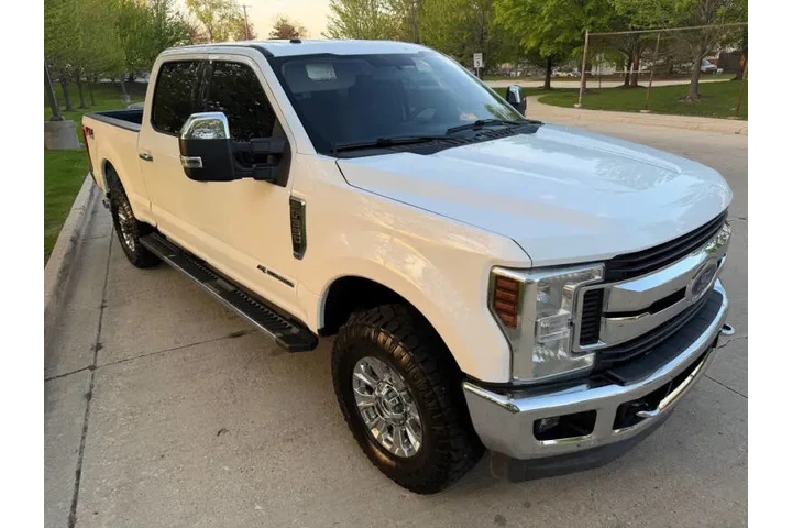 $26997 : 2018 F-350 Super Duty XLT image 4