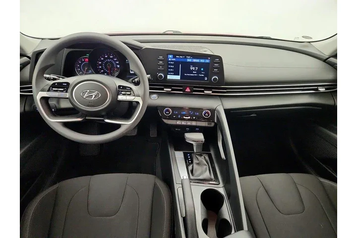 $18998 : Hyundai ELANTRA 2022 SEL 4dr image 9