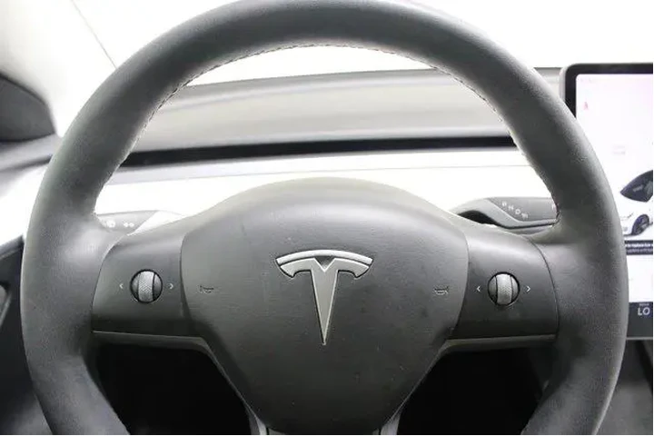 $24495 : Tesla Model 3 2022 4dr Sedan image 8