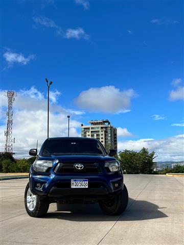 Vendo excelente pickup Toyota image 4