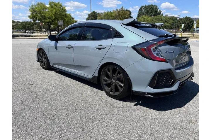 $12900 : 2017 Civic Sport image 8