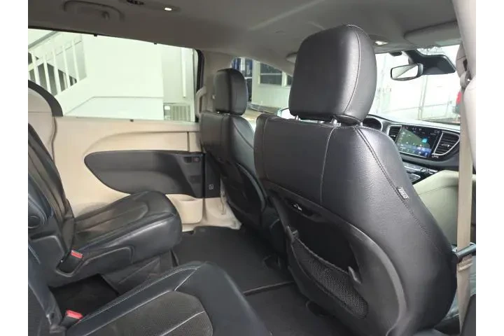 $31995 : Chrysler Pacifica 2021 Touri image 10