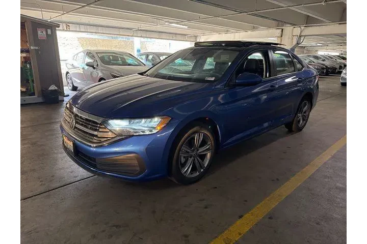 $19488 : Volkswagen Jetta 2024 SE 4dr image 1