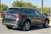 $24000 : Mercedes-Benz GLC 2022 GLC 3 thumbnail