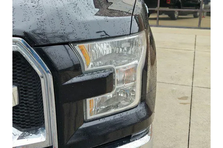 $18498 : Ford F-150 2017 4x2 XLT 4dr image 9