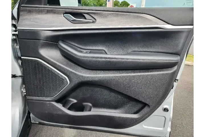 $26499 : Jeep Grand Cherokee L 2021 4 image 10