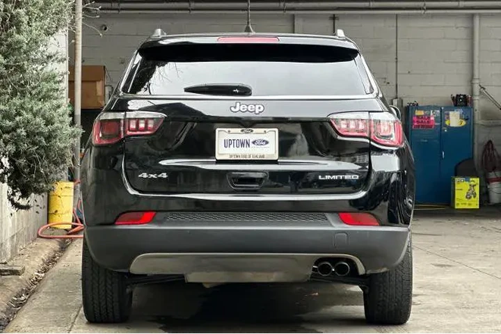 $14995 : Jeep Compass 2020 4x4 Limite image 5