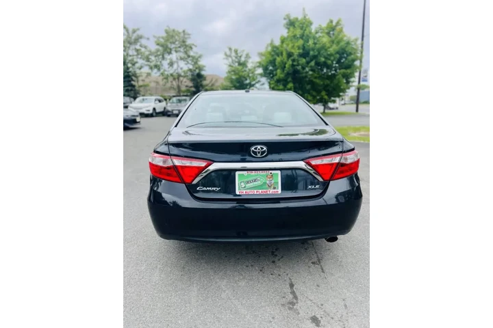$7995 : 2015 Camry XLE image 9