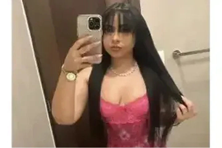 323-646-2159 😋COLOMBIANITA image 1