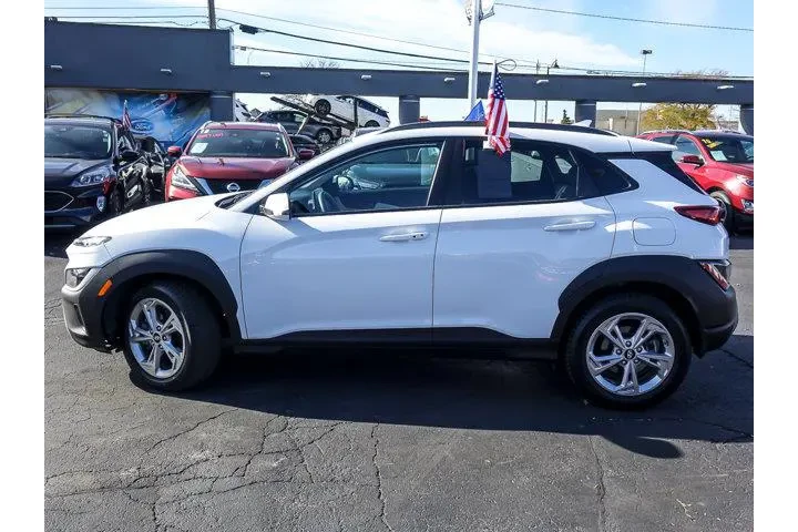 $19880 : Hyundai KONA 2023 AWD SEL 4d image 5