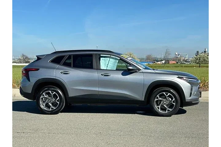 $21521 : Chevrolet Trax 2024 LT 4dr C image 3