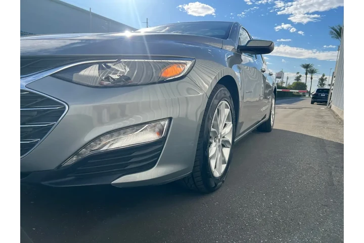 $18794 : Chevrolet Malibu 2024 LT 4dr image 9