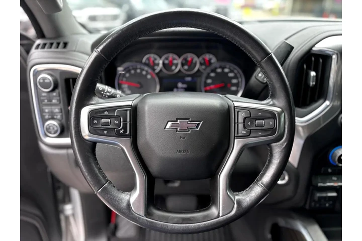 2020 Silverado 1500 RST image 10
