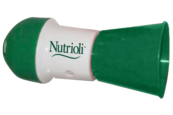 $1 : VUVUZELAS Y TROMPETAS CON LOGO image 7