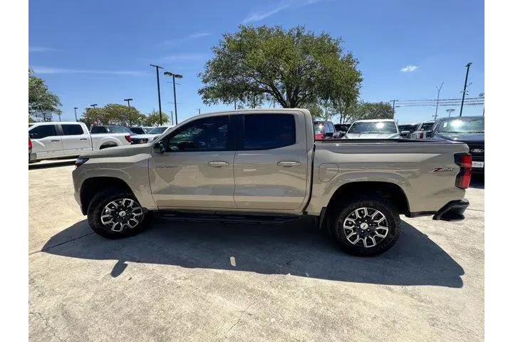 $39451 : Chevrolet Colorado 2024 4x4 image 10