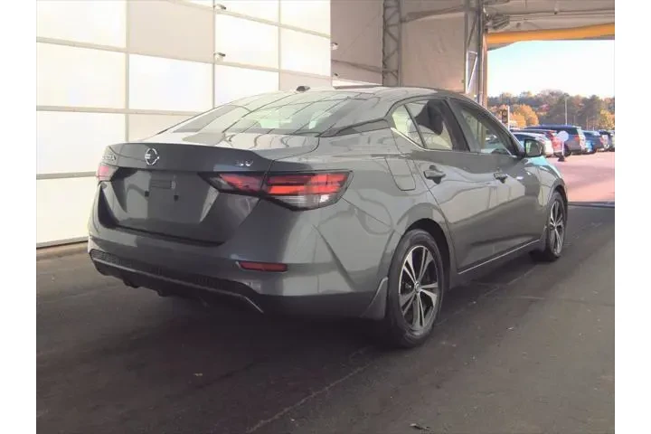 $18438 : Nissan Sentra 2023 SV 4dr Se image 4