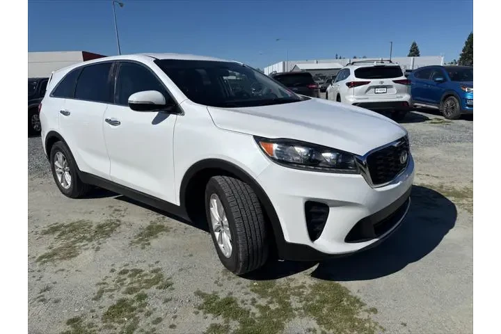 $11799 : Kia Sorento 2020 LX V6 4dr S image 3