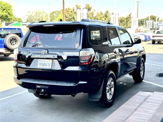 2021 4Runner SR5 Premium image 4