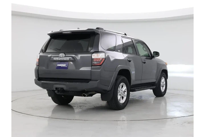 $34998 : Toyota 4Runner 2023 4x2 SR5 image 8