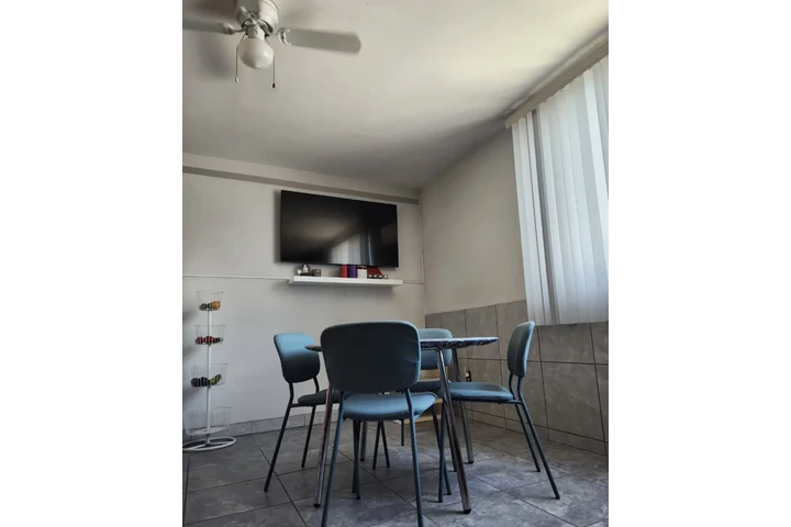 $1400 : AMUEBLADO/EQUIPADO/Zona Dorada image 10