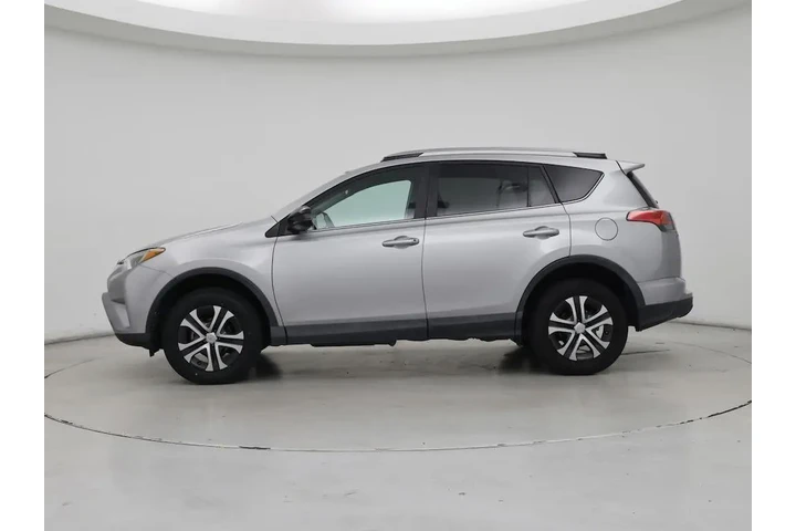 $16998 : Toyota RAV4 2018 LE 4dr SUV image 1