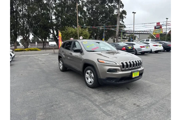 $10999 : 2016 Cherokee Sport image 5