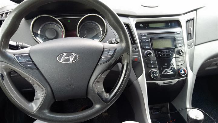 $3500 : Hyundai Sonata 2012 Manual image 10